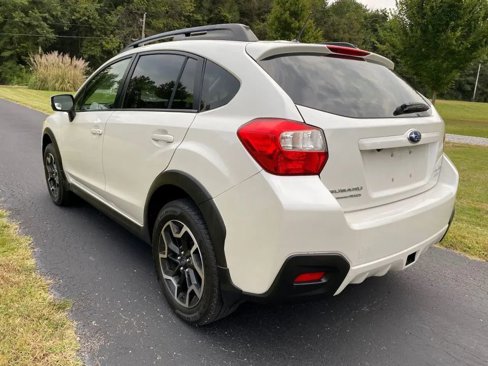 Used 2017 Subaru Crosstrek 2.0i Premium w/ Moonroof Package image 10