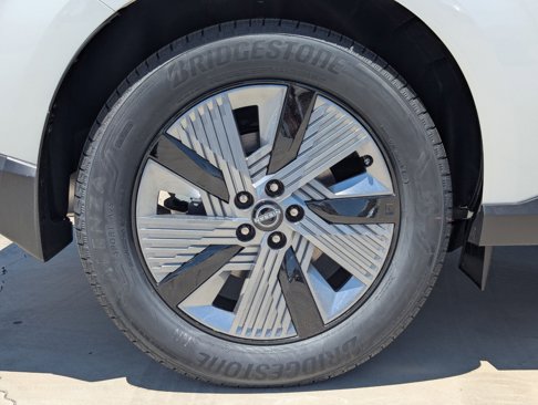 New 2025 Nissan Murano SV image 9