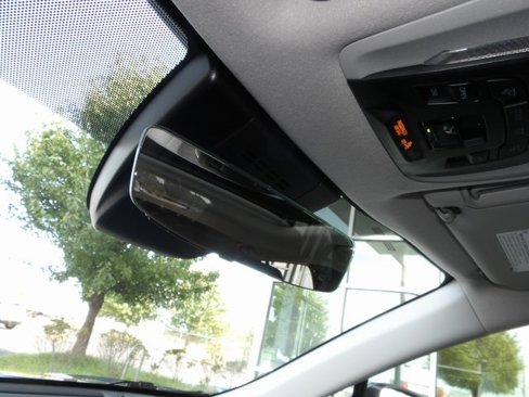Used 2024 Toyota Corolla Cross XLE image 34