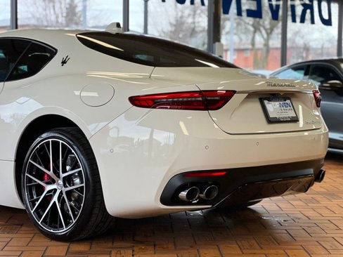 Used 2024 Maserati GranTurismo Modena image 40