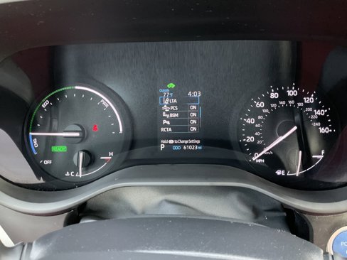 Used 2024 Toyota Sienna XLE image 11