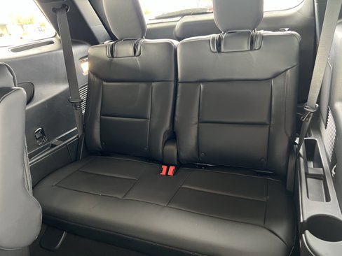 New 2025 Ford Explorer ST image 21