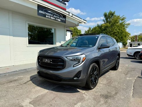 Used 2021 GMC Terrain SLE image 2