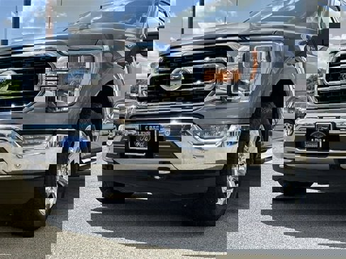 Used 2021 Ford F150 XLT w/ Equipment Group 302A High image 9