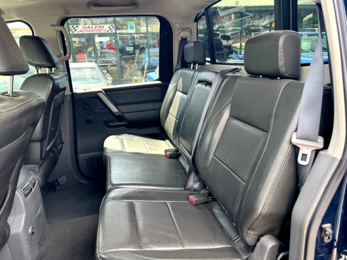 Used 2006 Nissan Titan LE w/ (T01) Tow Pkg image 10