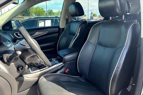Used 2019 INFINITI QX60 Luxe w/ Essential Package image 22