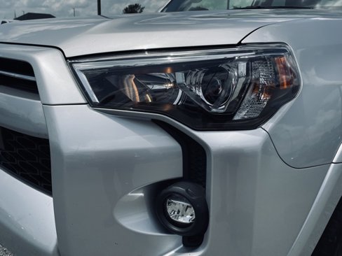 Used 2023 Toyota 4Runner SR5 image 9