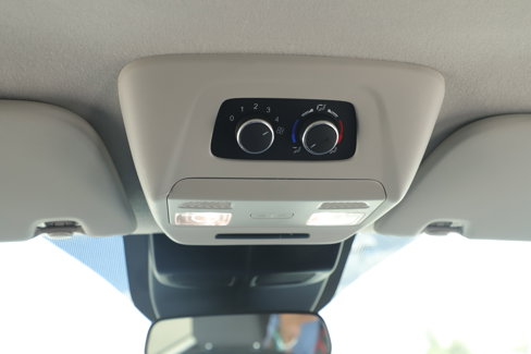 Used 2024 Ford Transit 350 XLT image 30