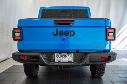 New 2025 Jeep Gladiator Sport image 5