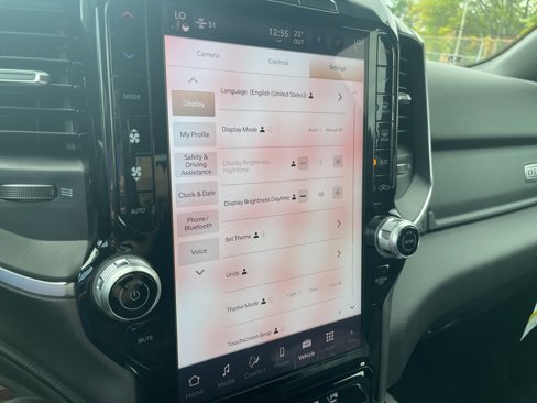 New 2026 RAM 1500 4x4 Crew Cab image 28