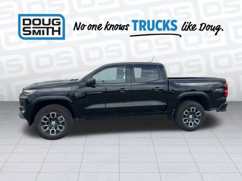 Used 2024 Chevrolet Colorado Z71 w/ Z71 Convenience Package 2 image 2