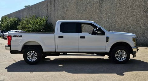 Used 2019 Ford F250 XLT w/ XLT Value Package image 2