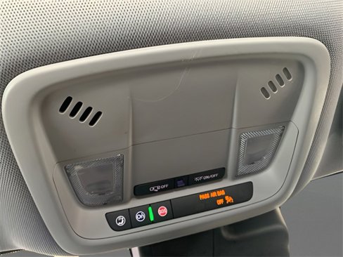 Used 2024 Chevrolet Malibu LT image 28