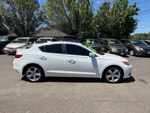 Used 2014 Acura ILX w/ Technology Package image 14