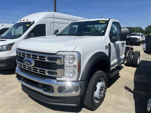 New 2025 Ford F550 4x4 Regular Cab Super Duty image 1