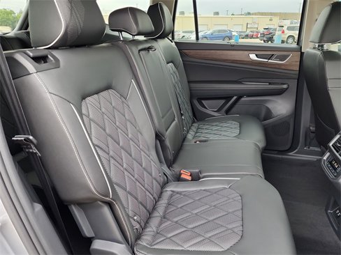 New 2025 Volkswagen Atlas SEL Premium R-Line image 19