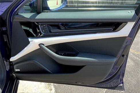New 2025 Porsche Panamera 4 image 25