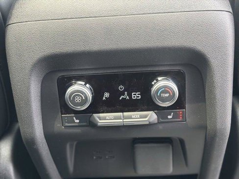 New 2025 GMC Acadia Elevation w/ Elevation Premium Package image 24