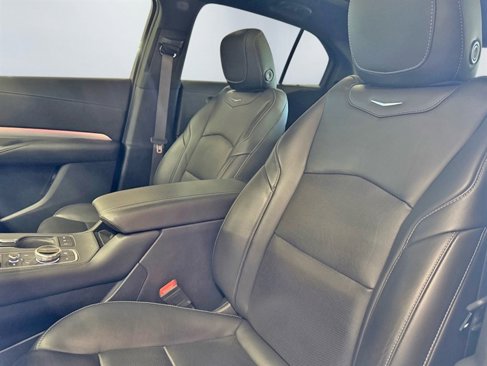 Used 2019 Cadillac XT4 Premium Luxury image 15