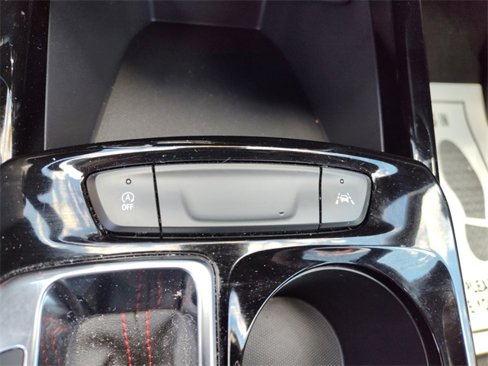 Used 2024 Chevrolet Trax RS image 28