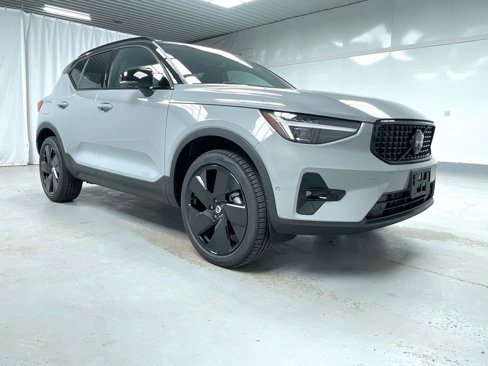 New 2026 Volvo XC40 B5 Ultra w/ Climate Package image 1
