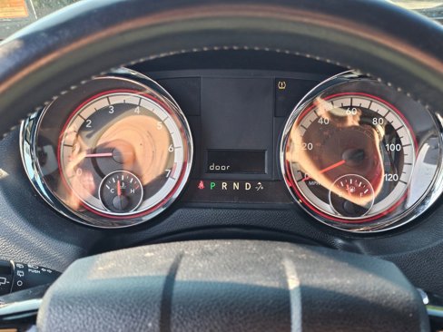 Used 2017 Dodge Grand Caravan SXT image 19
