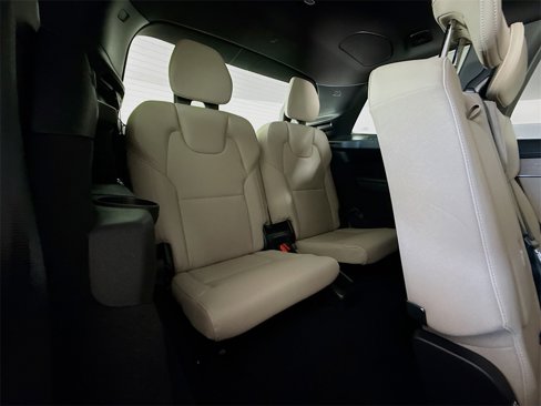 New 2026 Volvo XC90 B6 Plus w/ Protection Package Premier image 29