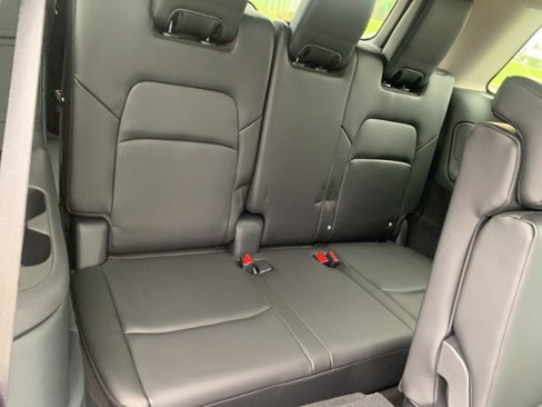 New 2025 Nissan Pathfinder SL image 32