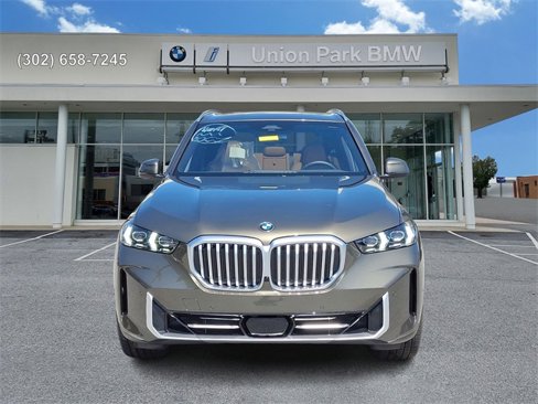 Used 2026 BMW X5 xDrive40i w/ Parking Assistance Package image 2