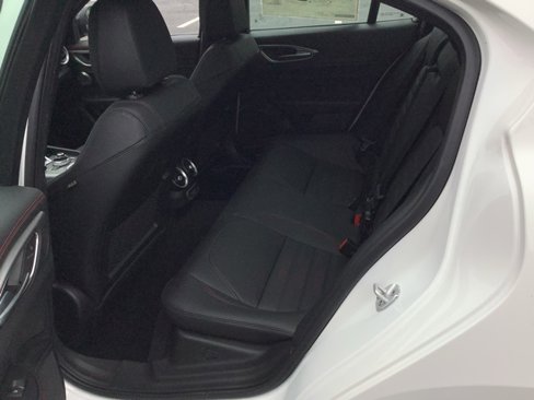 New 2025 Alfa Romeo Giulia AWD w/ Driving Assist Package image 21