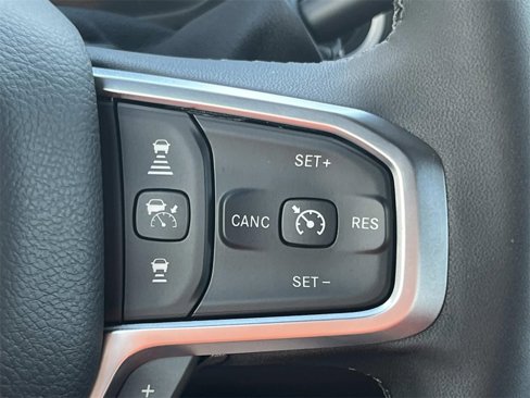Used 2025 RAM 2500 Big Horn image 27