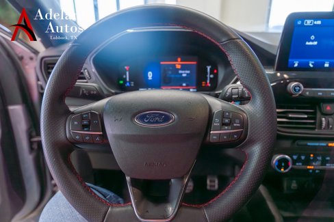 Used 2024 Ford Escape ST-Line image 9