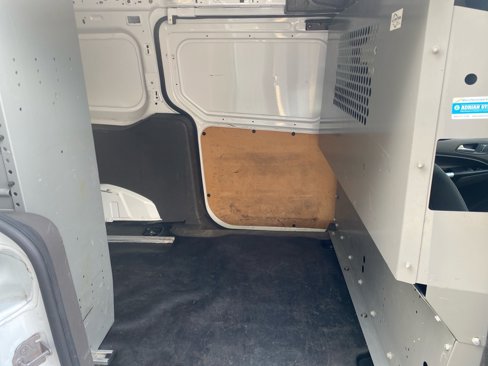 Used 2020 Ford Transit Connect XLT image 19