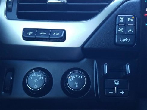 Used 2019 Chevrolet Tahoe Premier image 15