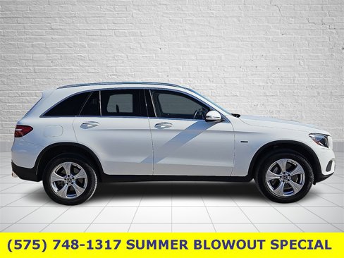 Used 2018 Mercedes-Benz GLC 350e 4MATIC image 5
