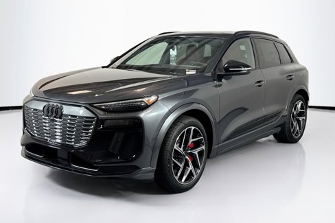 New 2025 Audi SQ6 e-tron Premium Plus image 1
