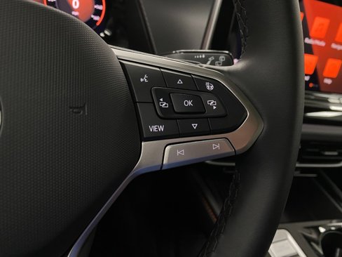 New 2026 Volkswagen Atlas Peak Edition image 18