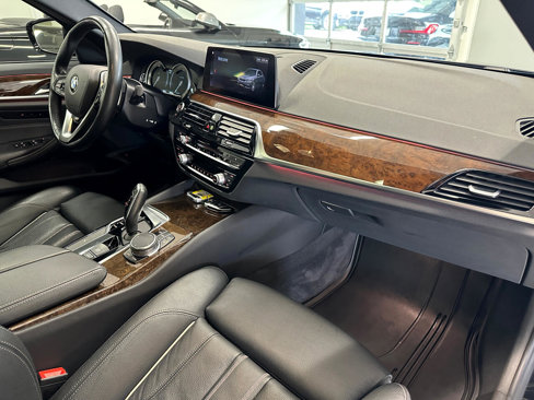 Used 2019 BMW 540i xDrive image 25