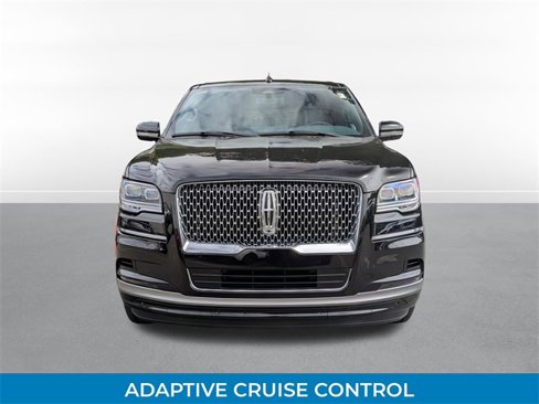Certified 2024 Lincoln Navigator L 4WD image 9