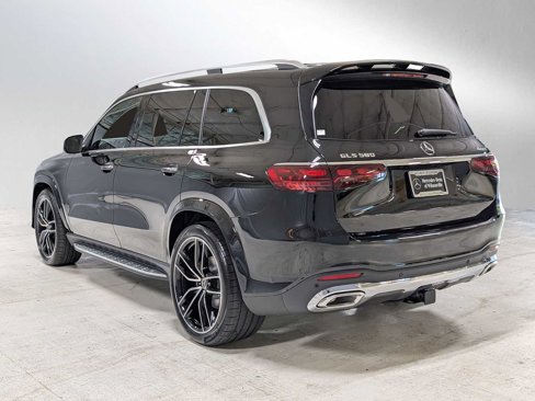 New 2026 Mercedes-Benz GLS 580 4MATIC image 5