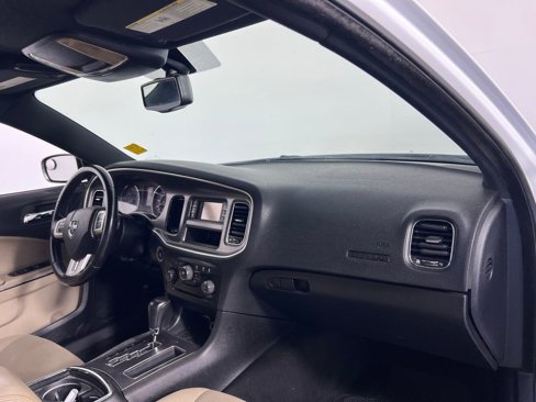 Used 2014 Dodge Charger SE w/ Connectivity Group image 24