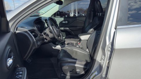 Used 2020 Jeep Cherokee Limited w/ Luxury Group image 20