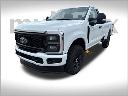 New 2025 Ford F350 4x4 Regular Cab Super Duty image 16