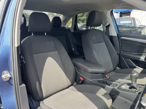 Used 2021 Volkswagen Jetta S w/ Driver Assistance Package image 7