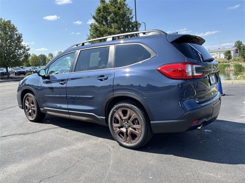 Used 2025 Subaru Ascent Bronze Edition w/ Popular Package #2 image 8