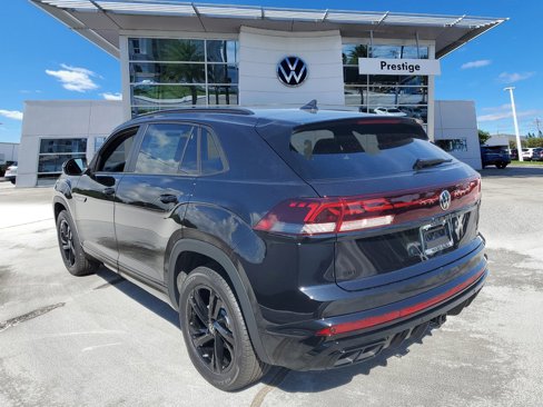 New 2026 Volkswagen Atlas Cross Sport SEL R-Line image 3