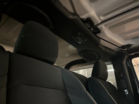 Certified 2021 Jeep Wrangler Sport S image 16