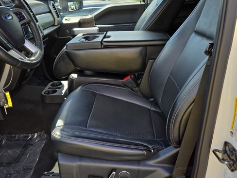 Used 2019 Ford F250 Lariat image 5