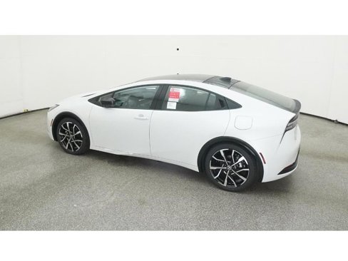 New 2026 Toyota Prius Plug-In Hybrid image 5