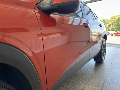 Used 2024 Chevrolet Trax LT w/ Driver Confidence Package image 4